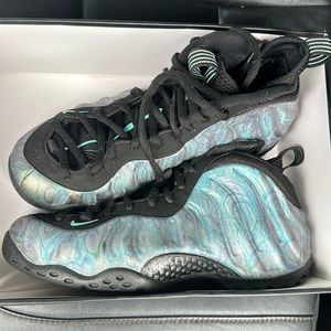 Nike Air Foamposites One Premium “Abalone”
